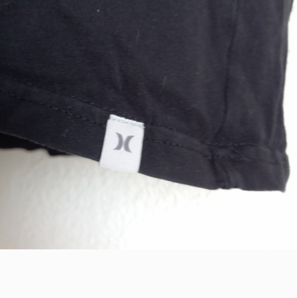 🐮 🐄 Hurley Short Sleeve T-Shirt - Picture 3 of 5